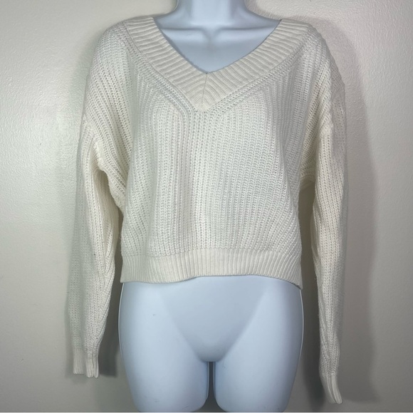 Divided Sweaters - Cropped Knit Sweater